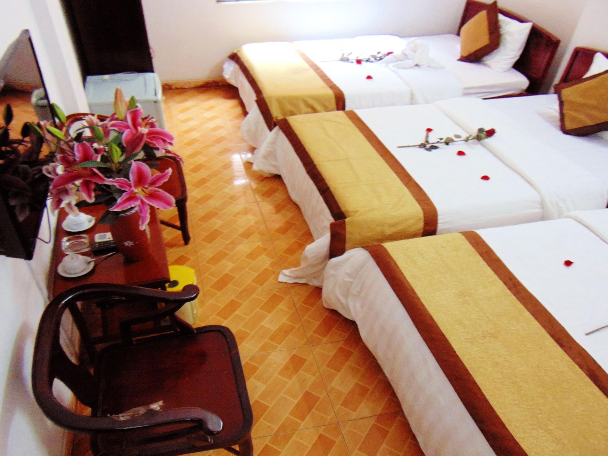 อเล็กซ์ ฮาลอง โฮเต็ล Hotel ภายนอก รูปภาพ