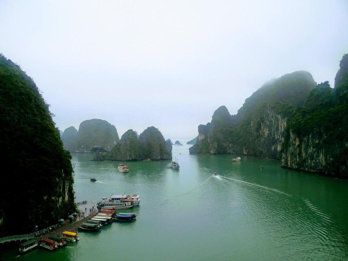 อเล็กซ์ ฮาลอง โฮเต็ล Hotel ภายนอก รูปภาพ
